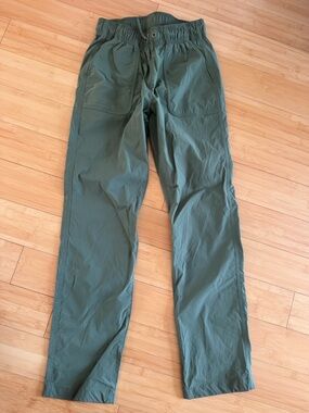 NEW! WITH TAGS! Crewcuts Kids Olive Green Stretch Active Pants Sz 16